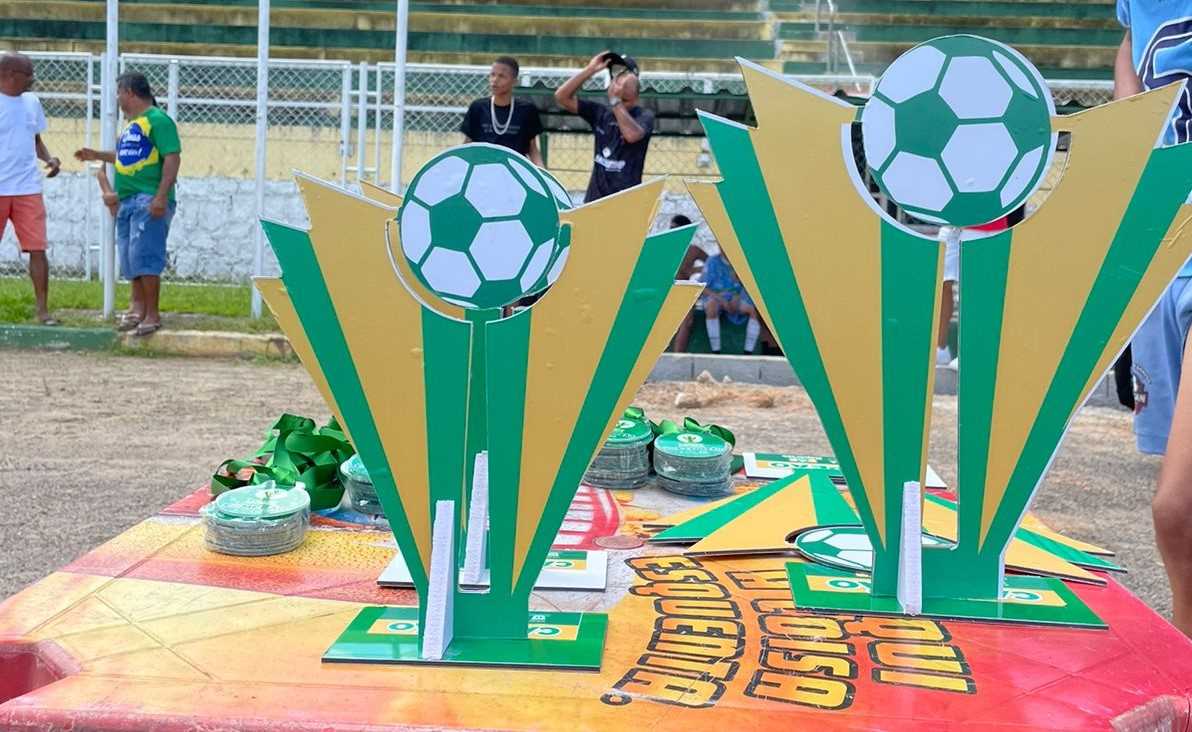 Camacã: Prefeitura realiza 1ª Copinha de futebol de base sub 13 e 15 coroada com 
